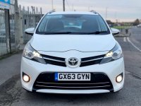 TOYOTA VERSO